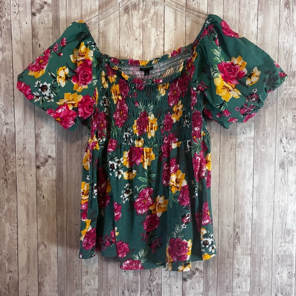 torrid Tops - Torrid Floral Puff Sleeve Smocked Blouse